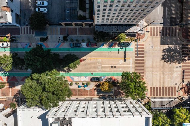 300 20th St N Apt 402, Birmingham, AL 35203