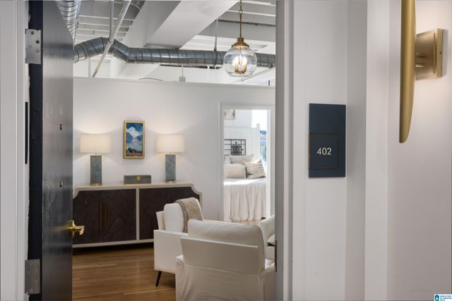 300 20th St N Apt 402, Birmingham, AL 35203