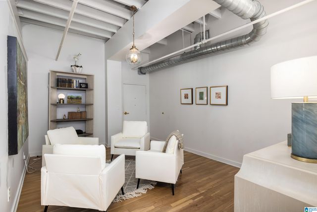 300 20th St N Apt 402, Birmingham, AL 35203