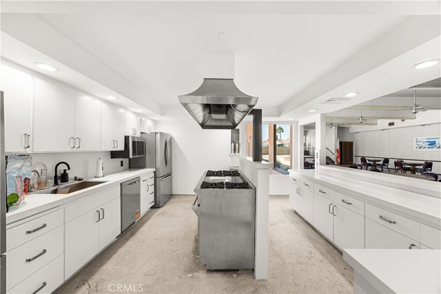 1400 West 13th Street 113, Upland, CA 91786
