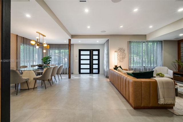 145 NE 49th St A, Miami, FL 33137