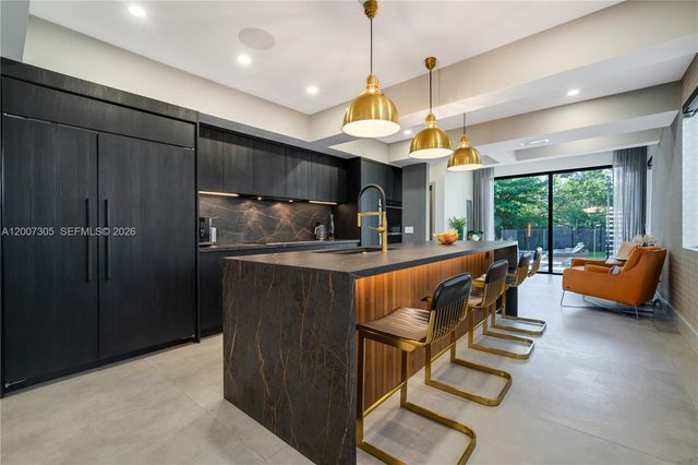 145 NE 49th St A, Miami, FL 33137