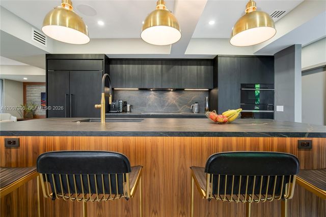 145 NE 49th St A, Miami, FL 33137