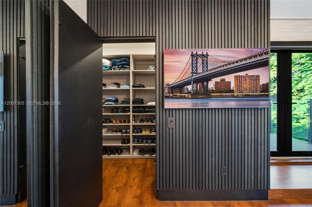 145 NE 49th St A, Miami, FL 33137