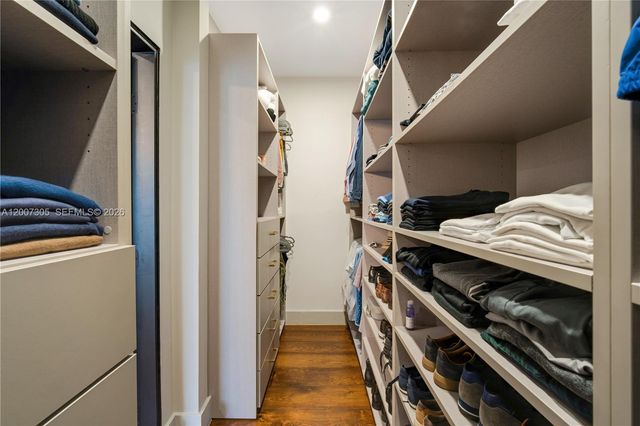 145 NE 49th St A, Miami, FL 33137