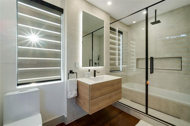 145 NE 49th St A, Miami, FL 33137