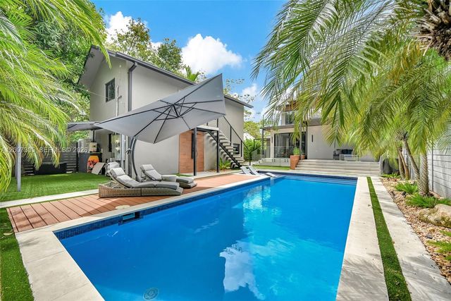 145 NE 49th St A, Miami, FL 33137