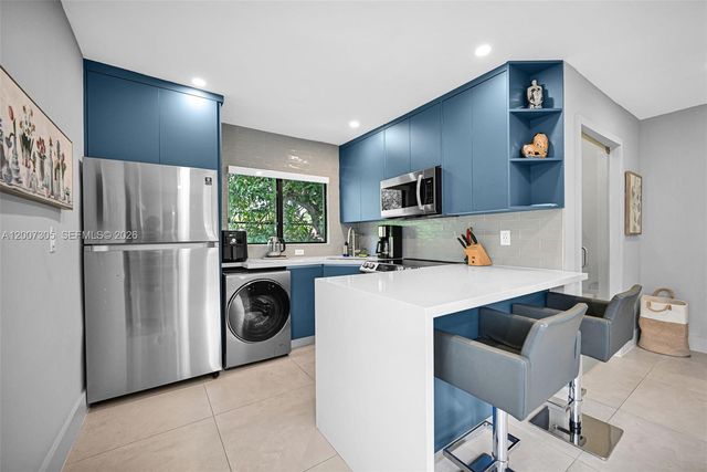 145 NE 49th St A, Miami, FL 33137