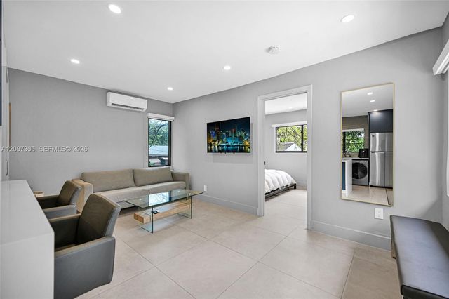 145 NE 49th St A, Miami, FL 33137