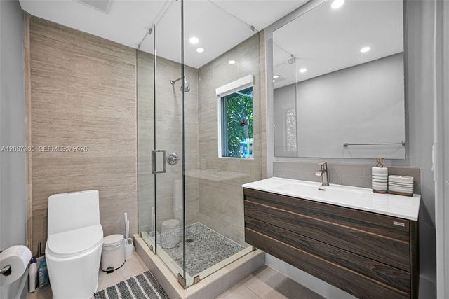 145 NE 49th St A, Miami, FL 33137