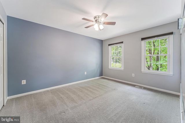 3316 THORNGATE DR, Herndon, VA 20171