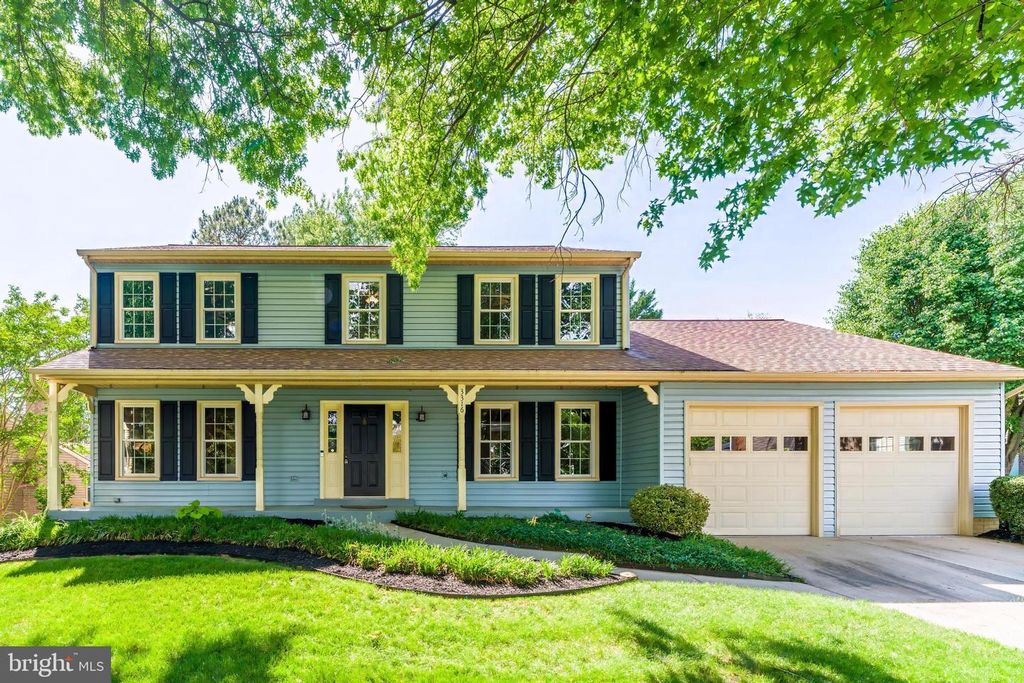 3316 THORNGATE DR, Herndon, VA 20171