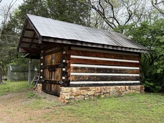 1040 Hickory Hollow Rd, Nashville, TN 37221