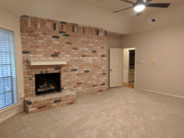 5106 Olympia Fields Lane, Houston, TX 77069