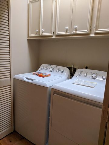 5106 Olympia Fields Lane, Houston, TX 77069