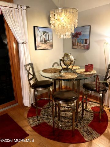 14 Cook Street Upstairs, Monmouth Beach, NJ 07750