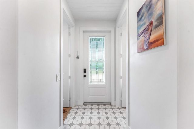 709 SW 9th Court, Delray Beach, FL 33444