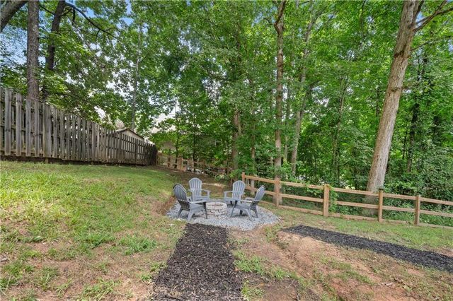 5705 Princeton Oaks Drive, Buford, GA 30518
