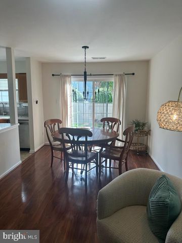 24 CRAIG CT, Newtown, PA 18940