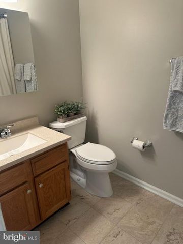 24 CRAIG CT, Newtown, PA 18940