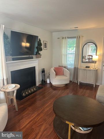 24 CRAIG CT, Newtown, PA 18940