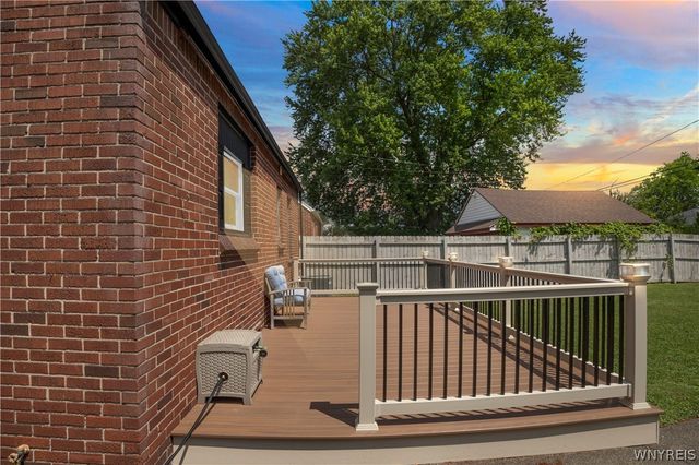 253 South Ogden Street E, Buffalo, NY 14206