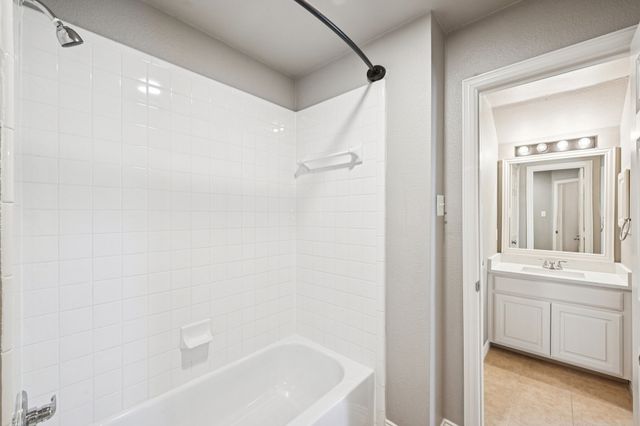 5973 Country View Lane, Frisco, TX 75036