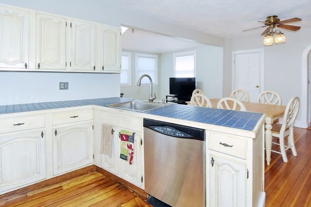 49 Blaney Street, Swampscott, MA 01907