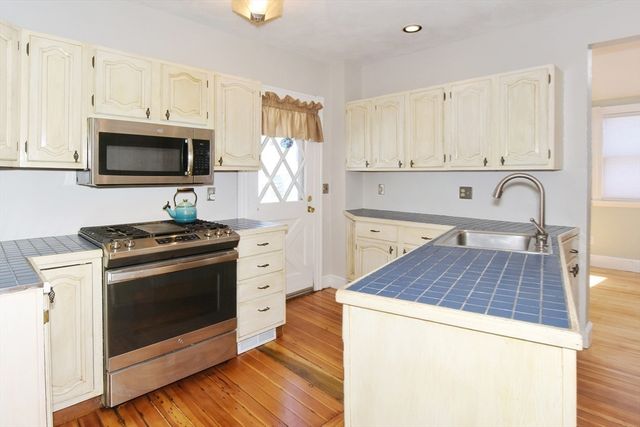 49 Blaney Street, Swampscott, MA 01907