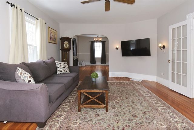 49 Blaney Street, Swampscott, MA 01907