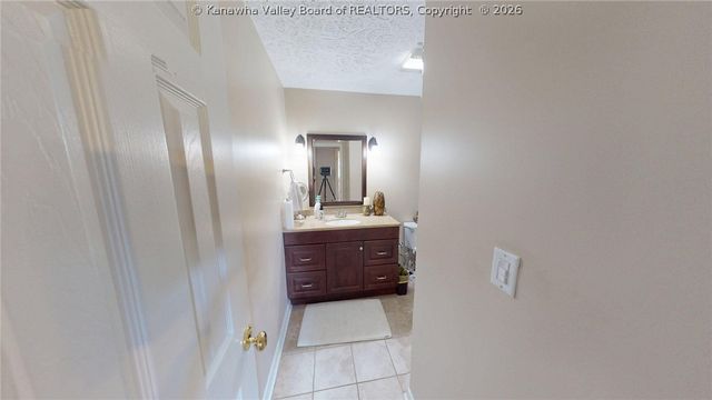 140 Big Bend Road, Barboursville, WV 25504