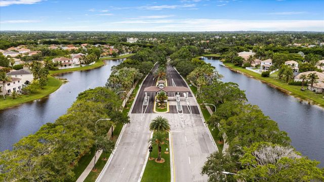 1650 Orion Lane, Weston, FL 33327