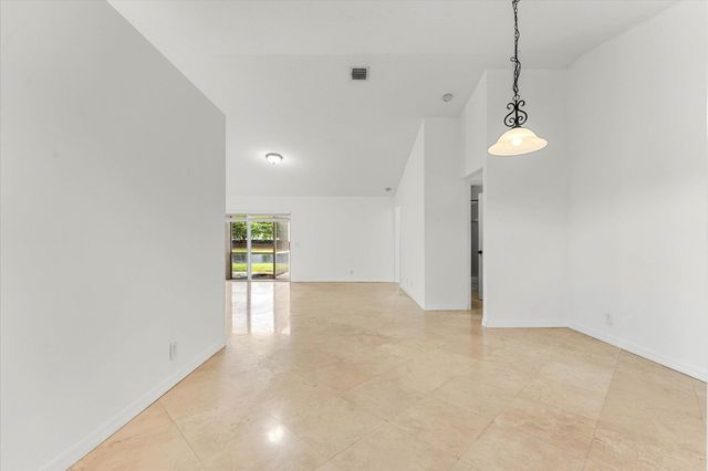 1650 Orion Lane, Weston, FL 33327