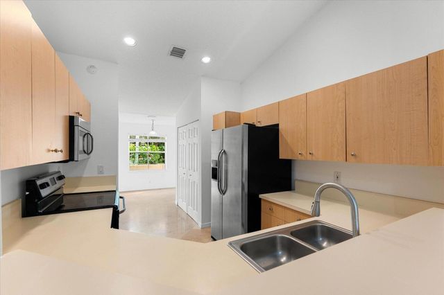 1650 Orion Lane, Weston, FL 33327