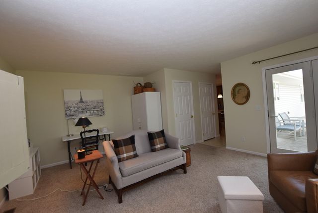 943 E Lawn Avenue 33 943 E Lawn Avenue 33, Urbana, OH 43078