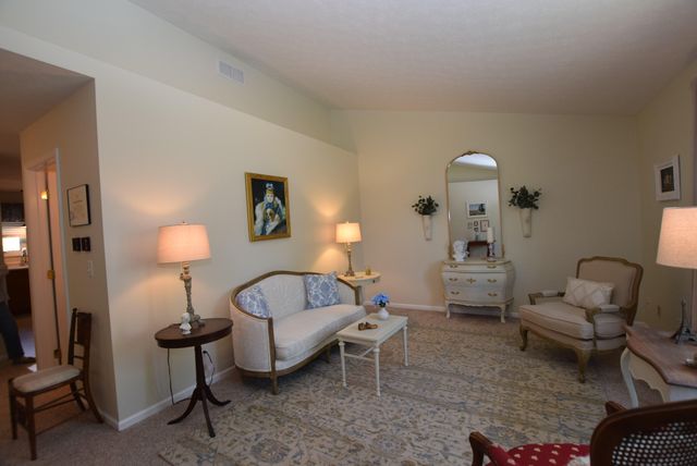 943 E Lawn Avenue 33 943 E Lawn Avenue 33, Urbana, OH 43078