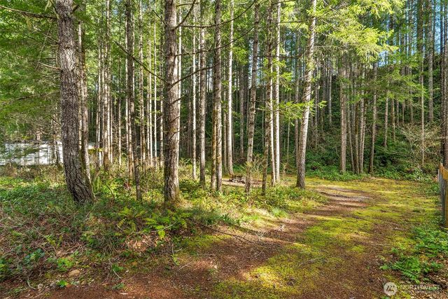 200 N Glenwood Road, Hoodsport, WA 98548