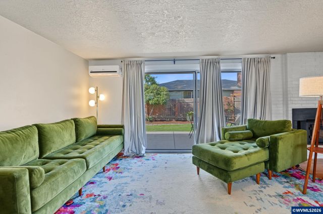 2420 NW Highland Dr, Corvallis, OR 97330