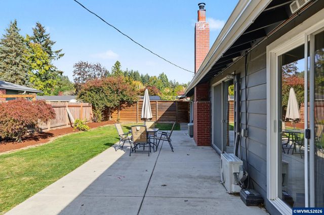 2420 NW Highland Dr, Corvallis, OR 97330