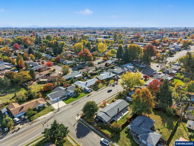 2420 NW Highland Dr, Corvallis, OR 97330