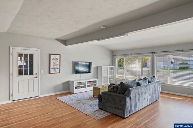 2420 NW Highland Dr, Corvallis, OR 97330