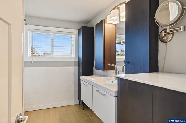 2420 NW Highland Dr, Corvallis, OR 97330