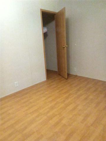 281 County Road 9953, Green Forest, AR 72638
