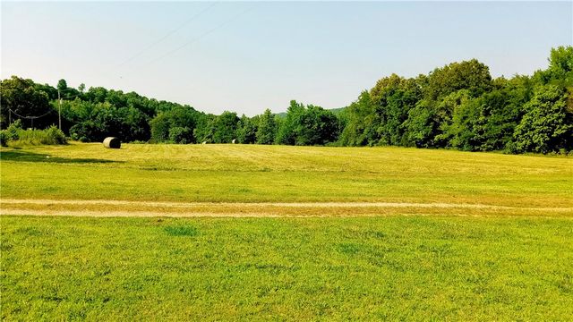 281 County Road 9953, Green Forest, AR 72638