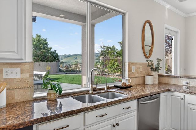 6039 La Spezia Place, San Jose, CA 95138