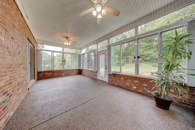 21 N Fetter Lane, Boonville, IN 47601