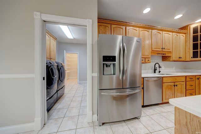 21 N Fetter Lane, Boonville, IN 47601