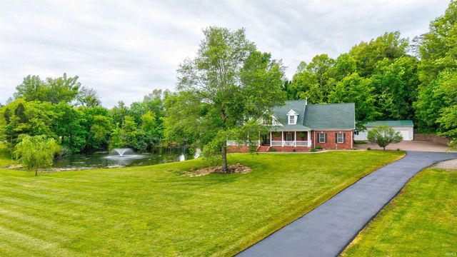 21 N Fetter Lane, Boonville, IN 47601