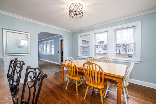 85 Hartsdale Road, Irondequoit, NY 14622