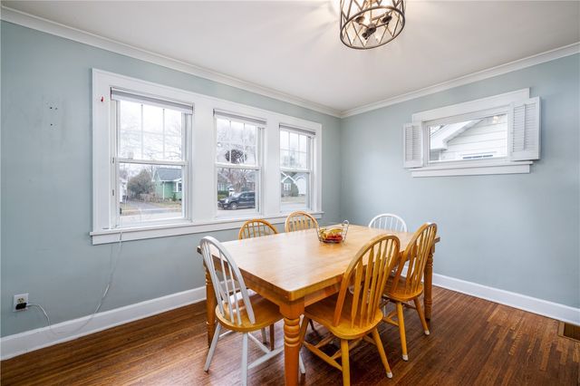 85 Hartsdale Road, Irondequoit, NY 14622